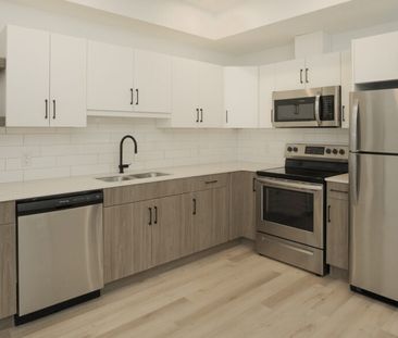 Kingston: Black Accents – 710 Westminster - Photo 1