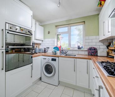 2 bedroom maisonette to rent - Photo 5