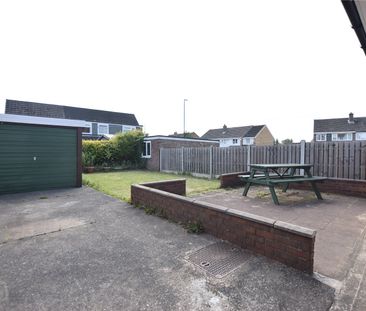 2, Fosse Way, Garforth, Leeds, West Yorkshire, LS25 2JE - Photo 1