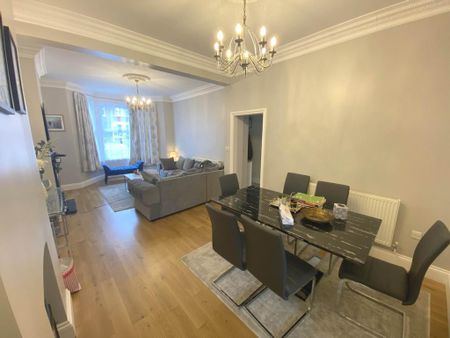 4 bedroom terraced house to rent - Photo 2