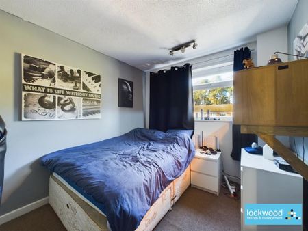 3 bedroom property to rent - Photo 3