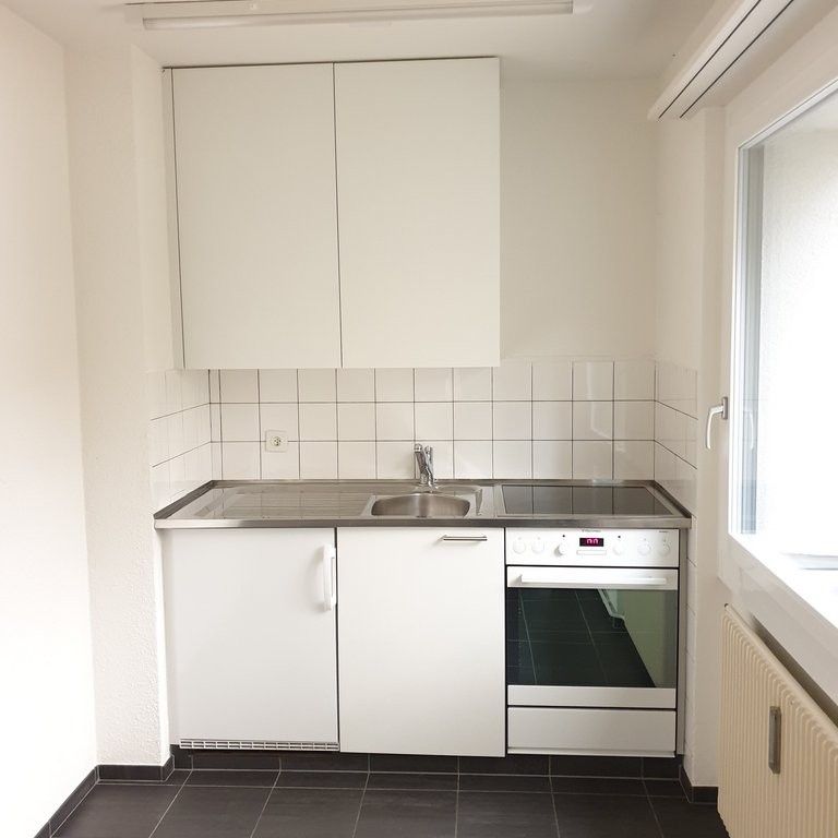 Zentral gelegene Wohnung mit Westbalkon - Photo 1