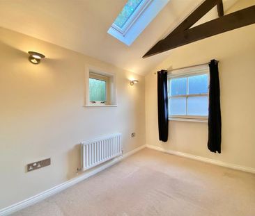 3 bedroom semi-detached house to rent - Photo 6