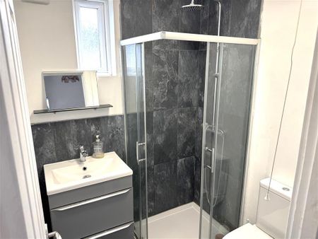 Albany Road - Photo 3