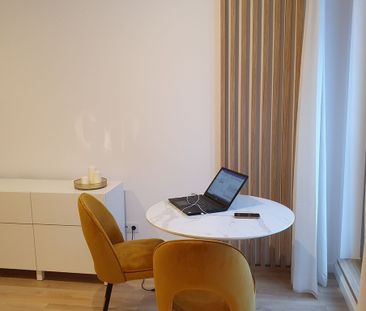 Warszawa, Wola, Mirów, Wronia - Photo 1