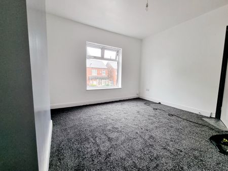 Property To Rent Grange Park Road, St. Helens, WA10 | 3 Bedroom House through Little Estate Agents - Photo 2