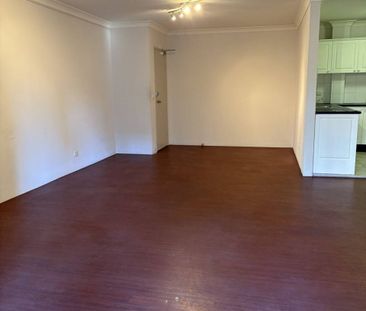 Safe Modern Comfort & Unmatched Convenience in the Heart of Parramatta - Photo 5