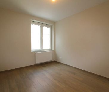 LUXE GELIJKVLOERS APPARTEMENT MET GROOT TERRAS - Photo 3