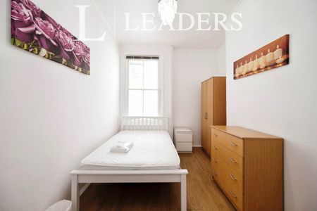 5 bedroom house to rent Francis Avenue, PO4 - Photo 5