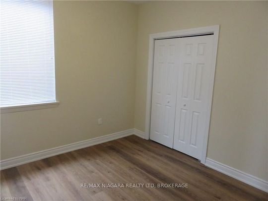 For Lease - 58 JARVIS Street Unit# 203, Fort Erie, Ontario - Photo 1