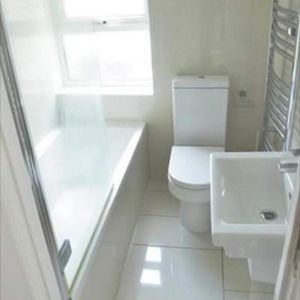 2 bedroom house share to rent - Photo 2