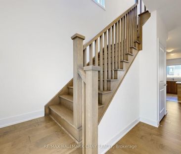 For Lease - 37 Turnberry Lane, Barrie, Ontario - Photo 3