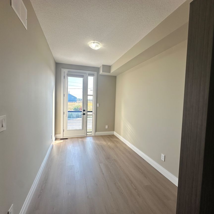 For Lease - 17 Keystone Trail Unit# UNIT 4, Welland, Ontario - Photo 1