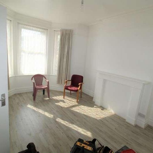 Lennox Road, Worthing, BN11 - Photo 2