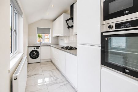 1 bed Shared House for Rent - Photo 5