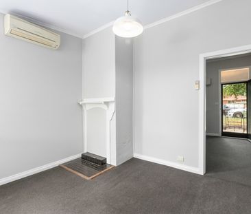 5 Surveyor Street, Queanbeyan NSW 2620 - House For Rent | Domain - Photo 1