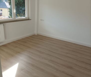 TOP: Schöne, helle, 2-Zi.-Wohnung in ruhiger Wohnlage, EBK, Terrass... - Photo 6