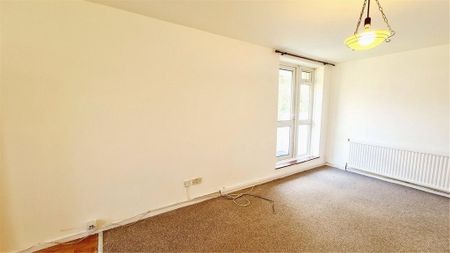 3 bedroom apartment to rent - Photo 4