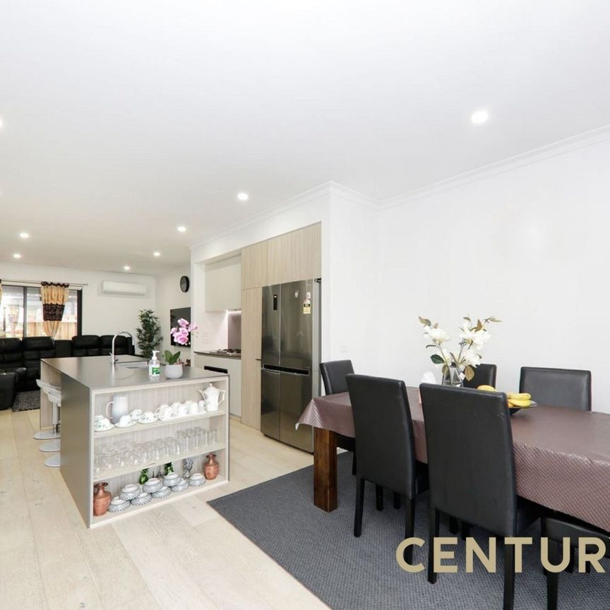 Stunning 3-Bed&comma; 2-Bath Retreat in the Heart of Clayton South - Photo 1