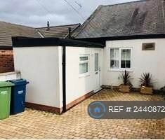 1 bedroom end of terrace house to rent - Photo 1