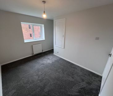 Courtlands Way, Ravenhill, Swansea SA5 5DQ - Photo 3