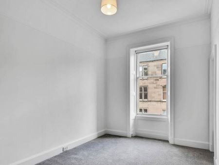 4 bedroom flat to rent - Photo 5