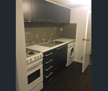 SIMPLE LIVING - Photo 1