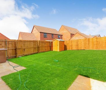 3 bedroom semi-detached house to rent - Photo 3