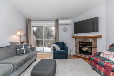 For Lease - 167 Escarpment Crescent, Collingwood, Ontario - Photo 2