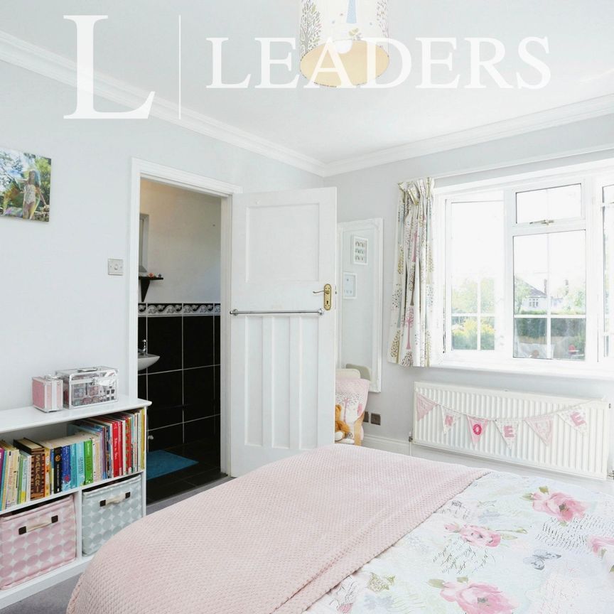 4 bedroom semi-detached to rent Mays Hill Road, Shortlands, Bromley, BR2 - Photo 1