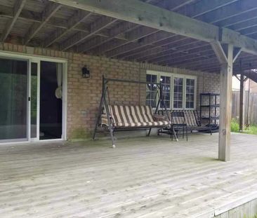 For Lease - 8 Dovetail Drive, Richmond Hill, Ontario - Photo 3