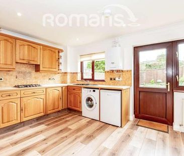 Burgess Close Odiham, RG29 - Photo 5