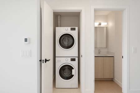 For Lease - 35 Parliament Street Unit# 1701, Toronto, Ontario - Photo 3