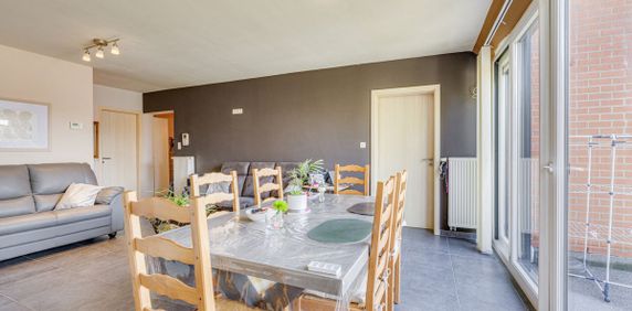 Appartement te huur in Chièvres voor € 800 met 2 slaapkamers - Foto 2