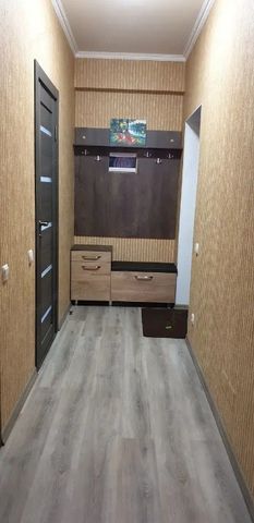 Se ofera garsoniera in zona Teiul Doamnei - Fotografie 5