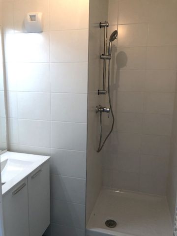 Location Appartement 4 pièces 78m² - Photo 4
