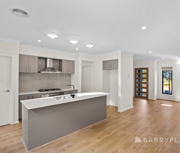 Low Maintenance 3 Bedroom Home! - Photo 2