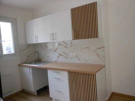 Location Appartement 3 pièces 78m² GRASSE 06130 - Photo 2