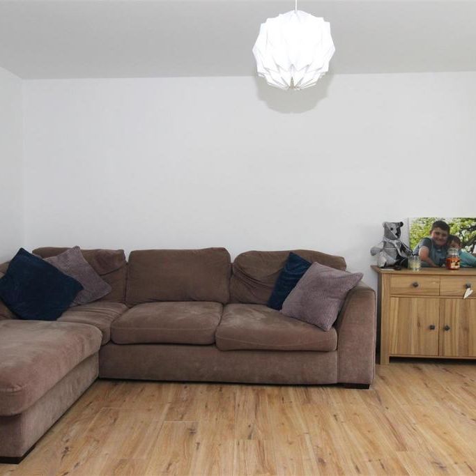 2 bedroom house to rent - Photo 1