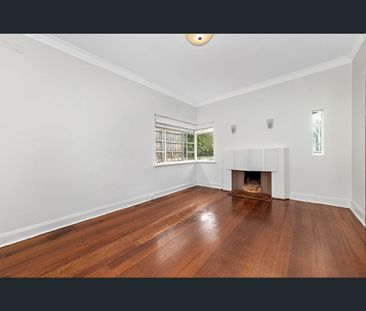 13 Valanne Street, Brighton East, Vic 3187 - Photo 2