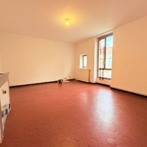 Location Appartement 3 pièces 66m² NIMES 30000 - Photo 2