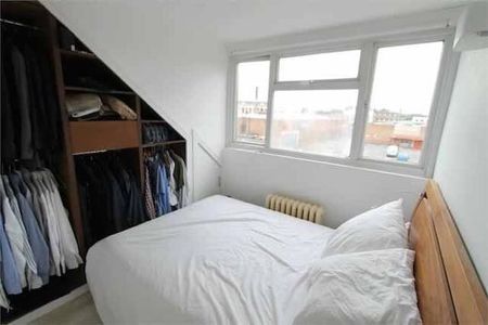 1 Bed Flat, Larden Road, W3 - Photo 3