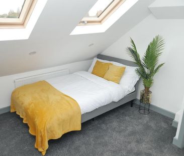 5 bedroom terraced house to rent - Photo 2