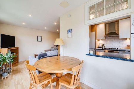 Walls Avenue, Hopkinson Court, CH1 - Photo 3