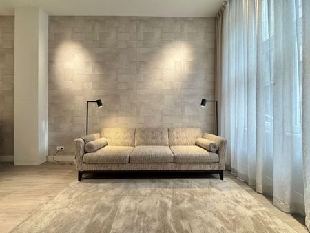 Appartement te huur: Bloemstraat 10-A 1016 LB Amsterdam - Photo 2