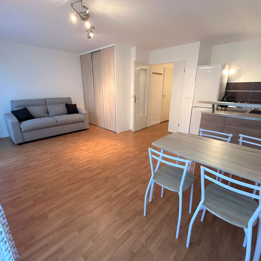 Location Appartement 1 pièce 32m² - Photo 1