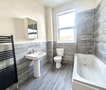 2 bed upper flat to rent in NE24 - Photo 5