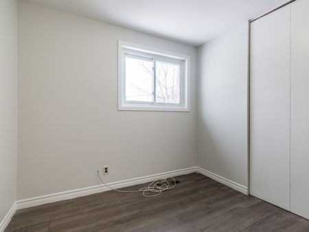 For Lease - 1348 Tatra Drive Unit# Main, Pickering, Ontario - Photo 3