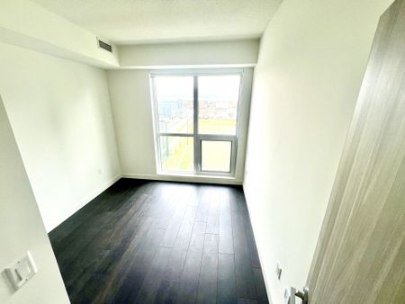 For Lease - 25 Mcmahon Drive Unit# 712, Toronto, Ontario - Photo 2