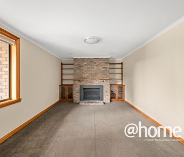 Spacious Family Living - Photo 2